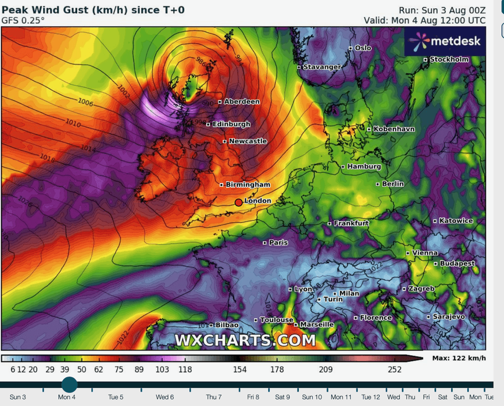 \u200b80mph plus wind gusts are expected